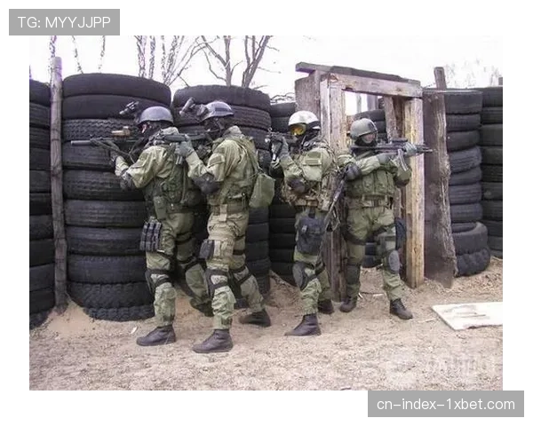 爵士进攻断电战术原因：高原作战导致末节战术执行简单化